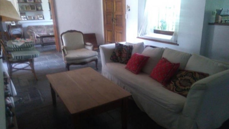 COUNTRY CUBA EXCELENTE CHALET DE 4 AMB. C/PARQUE Y PISCINA