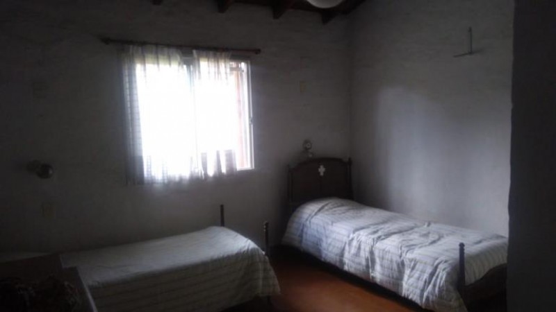 COUNTRY CUBA EXCELENTE CHALET DE 4 AMB. C/PARQUE Y PISCINA