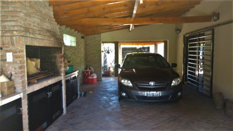RETASADA!! CASA QUINTA 4 AMB. PARQUE- PISCINA- B° LOS CEDROS