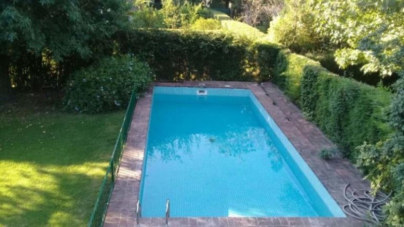 CHALET 2 PLANTAS 6 AMB. PARQUE/PISCINA (COUNTRY CUBA)