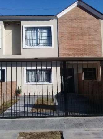 DUPLEX 3 AMB. A ESTRENAR C/PARQUE Y COCHERA