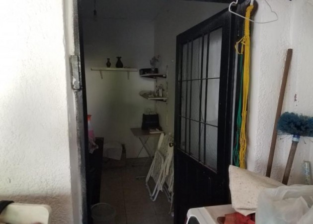 CHALET DE 4 AMBIENTES CON PISCINA SOBRE RUTA 202