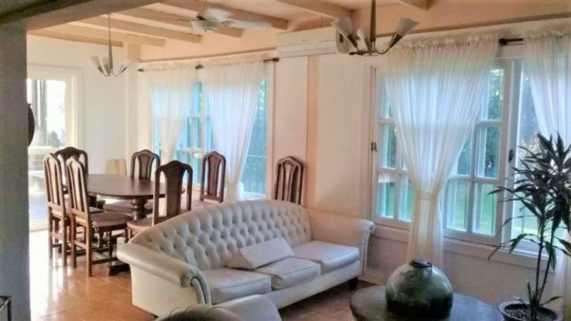 CHALET 6 AMB PARQUE/ PISCINA (COUNTRY CUBA)