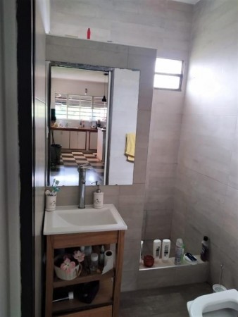 CASA AMERICANA 3 AMB. PARQUE Y PISCINA