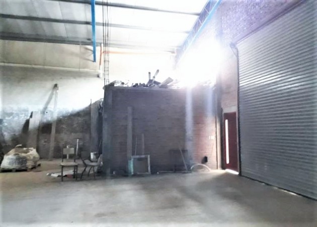 EXCELENTE GALPON DE 500 M2. LOSA Y TINGLADO
