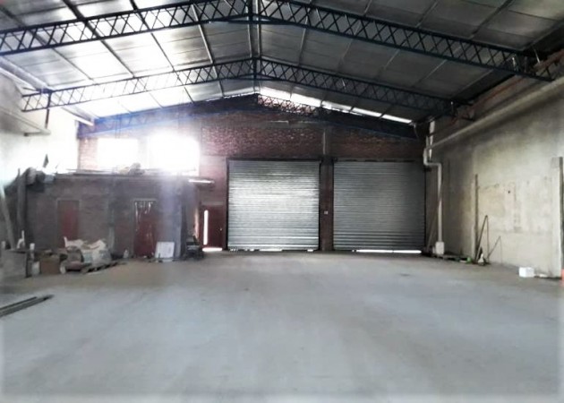 EXCELENTE GALPON DE 500 M2. LOSA Y TINGLADO