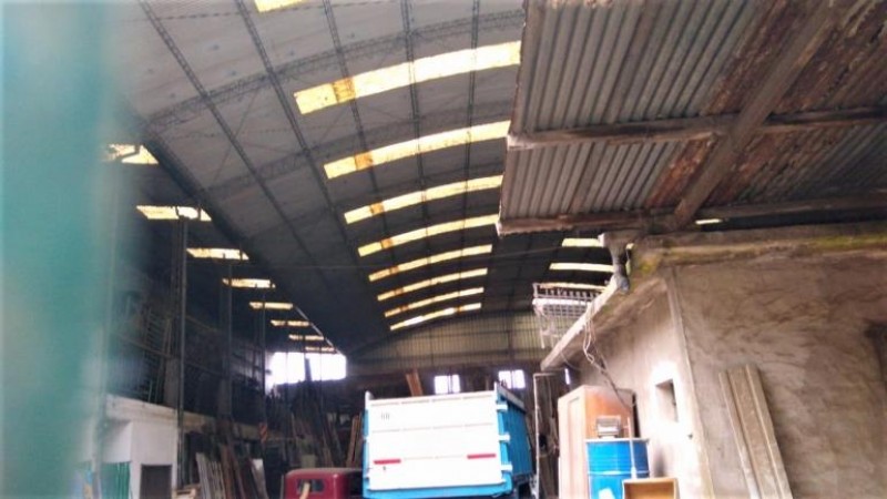 GALPON 670 M2. (14 M. DE FRENTE SOBRE RUTA 8)