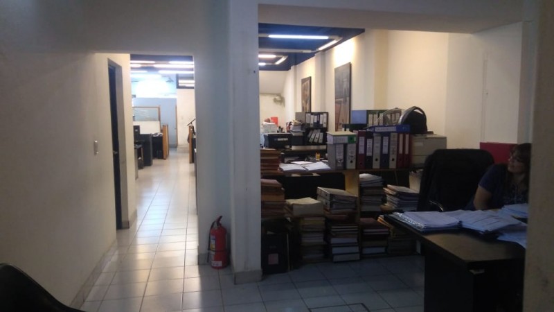 EXCELENTE LOCAL 500 M2. UNICO (CTRO. SAN MIGUEL)