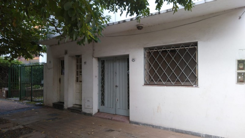 LOCAL 30 M2. C/ ESTACIONAMIENTO (CTRO. SAN MIGUEL)