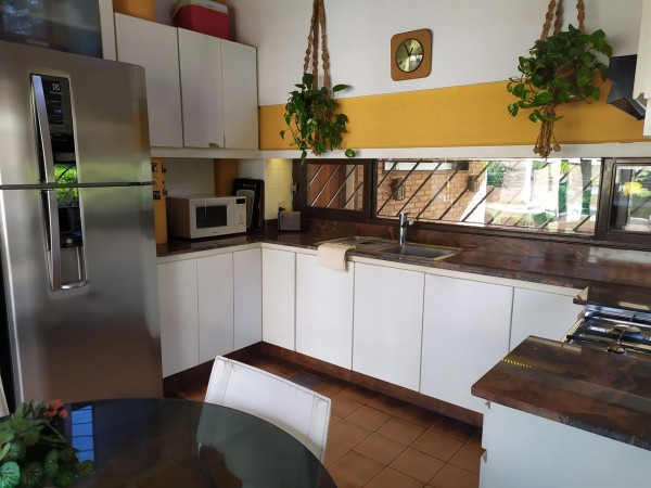HERMOSA CASA QUNTA BARRIO LOS NOGALES