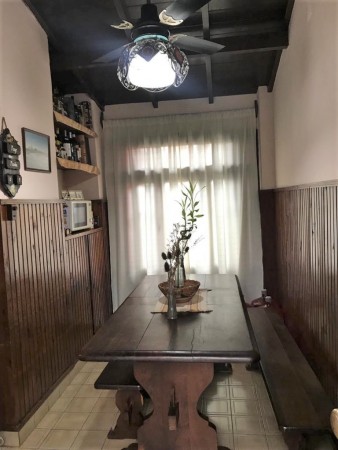 CHALET 5 AMB C/PARQUE Y GARAGE. (LOS POLVORINES)