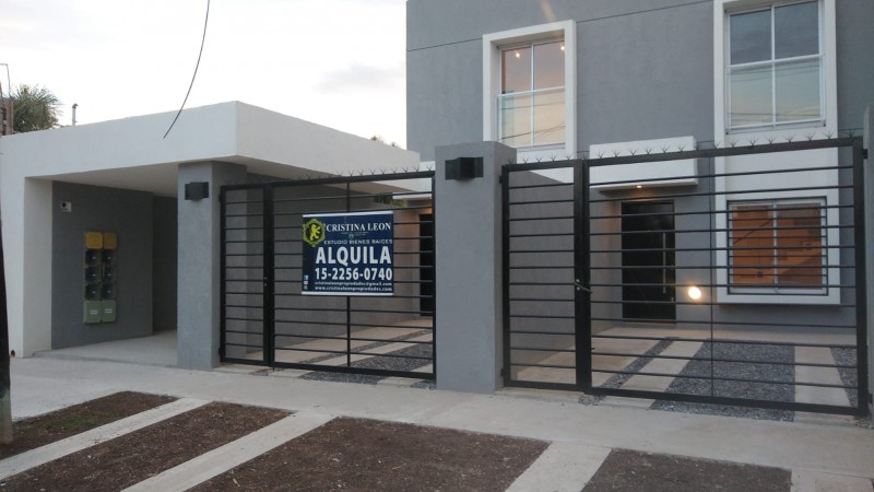 DUPLEX 3 AMB. PATIO Y COCHERA