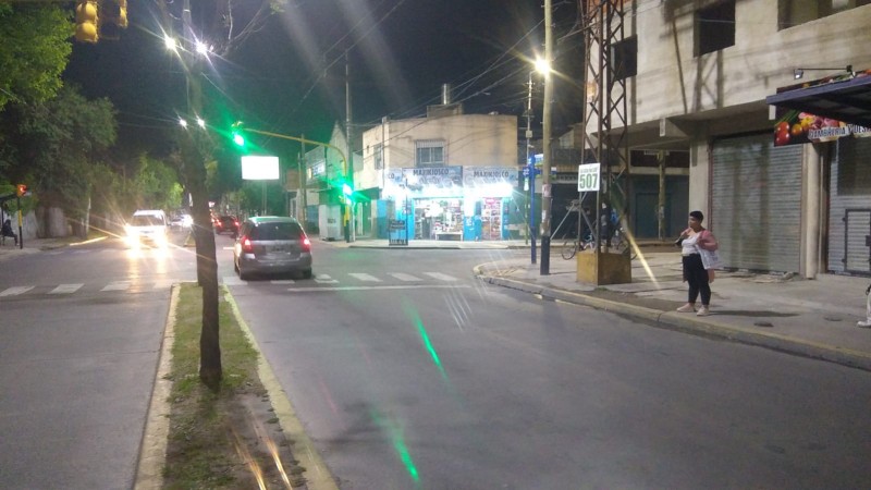 LOCAL 90 M2. ESQUINA A ESTRENAR
