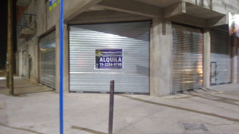 LOCAL 90 M2. ESQUINA A ESTRENAR