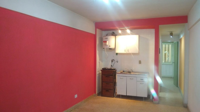 DEPARTAMENTO 2 AMB. C/COCHERA/PARQUE