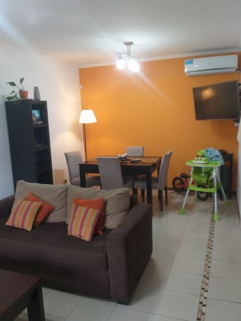 TRIPLEX C/ COCHERA (BARRIO CERRADO VILLAGE)