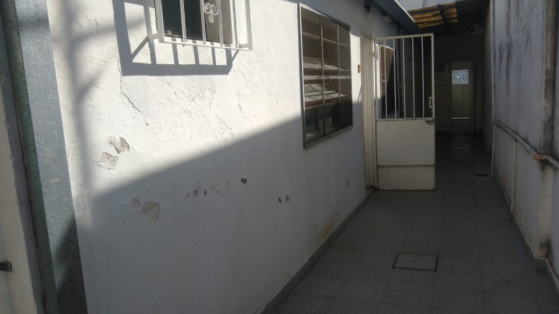 OPORTUNIDAD !!! CONSTRUCCION C/POSIBILIDAD DE AMPLIACION