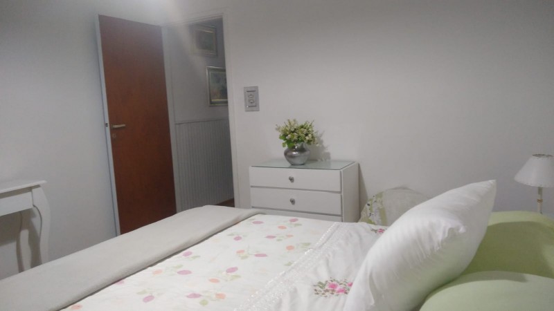 VACACIONES!!! EN VILLA GESELL DEPTO. 3 AMB. AMPLIOS