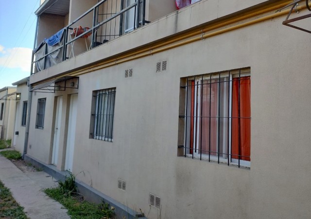 MONOAMBIENTE PLANTA BAJA CON PARRILLA
