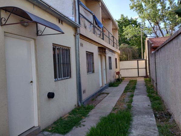MONOAMBIENTE PLANTA BAJA CON PARRILLA