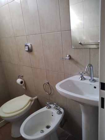 MONOAMBIENTE PLANTA BAJA CON PARRILLA