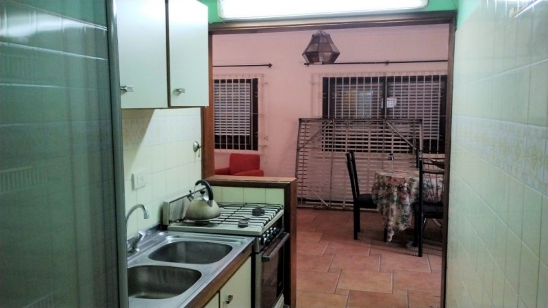 CASA QUINTA C/ PISCINA/ PARQUE 1570 M2.(TORTUGUITAS)