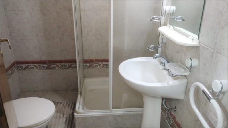 CASA QUINTA C/ PISCINA/ PARQUE 1570 M2.(TORTUGUITAS)