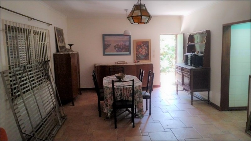 CASA QUINTA C/ PISCINA/ PARQUE 1570 M2.(TORTUGUITAS)