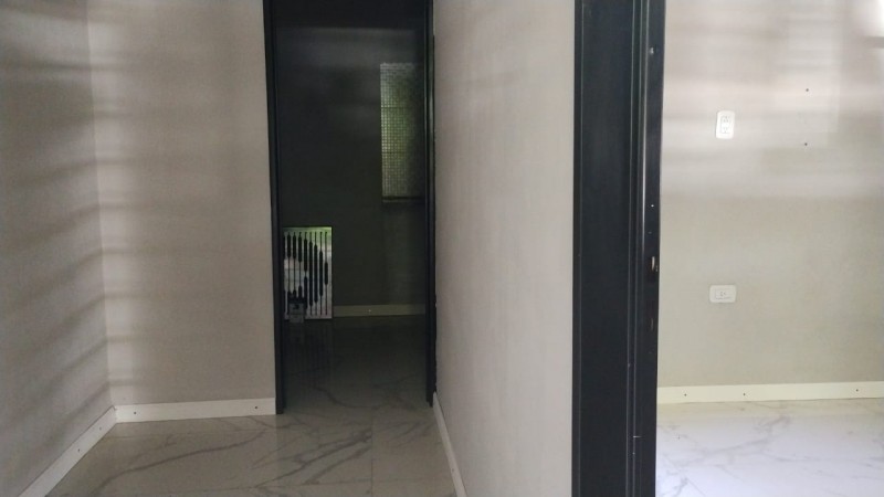 CASA QUINTA C/ PISCINA/ PARQUE 1570 M2.(TORTUGUITAS)