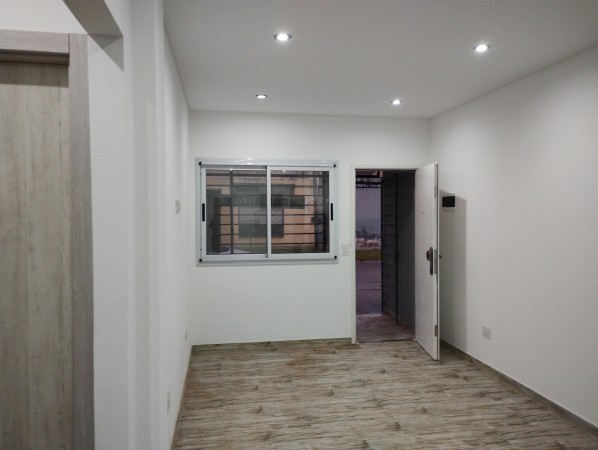DPTO. 3 AMB. PLANTA BAJA C/PATIO (A ESTRENAR)