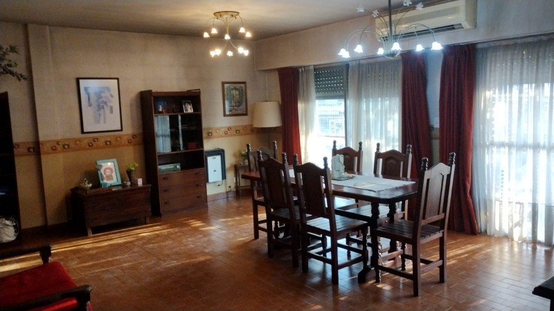 OPORTUNIDAD!!! DPTO. 6 AMB. 200 M2. + 70 M2 TERRAZA (HURLINGHAM)