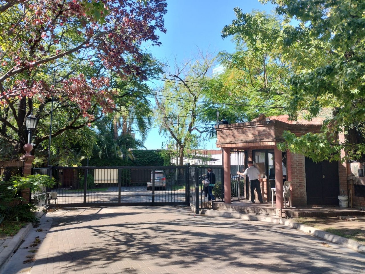 CASA 5 AMB. ( BARRIO CERRADO SAN JORGE) DON TORCUATO