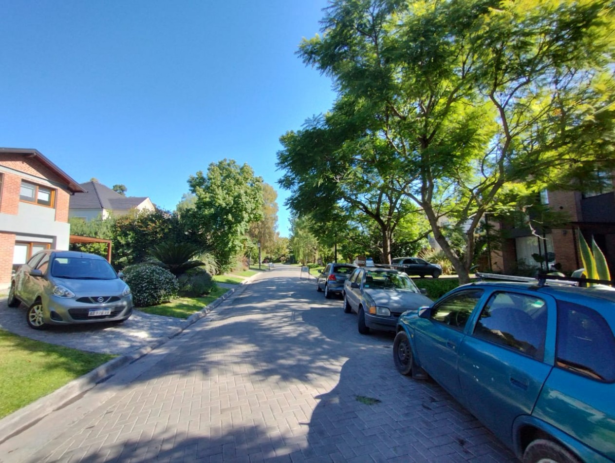 CASA 5 AMB. ( BARRIO CERRADO SAN JORGE) DON TORCUATO