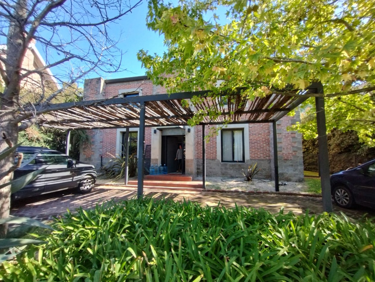 CASA 5 AMB. ( BARRIO CERRADO SAN JORGE) DON TORCUATO