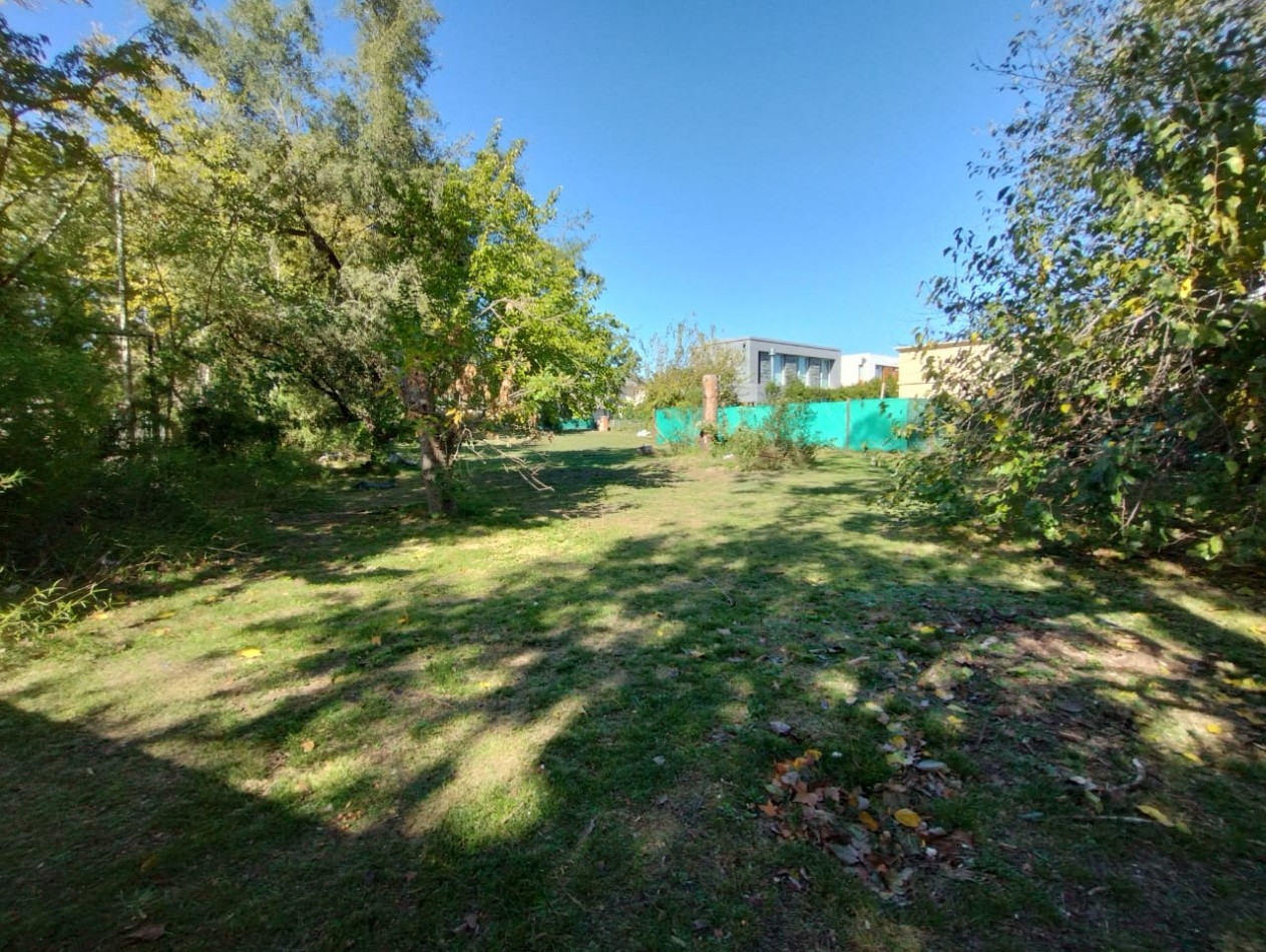 LOTE DE 553 M2. (BARRIO CERRADO MAGNA)