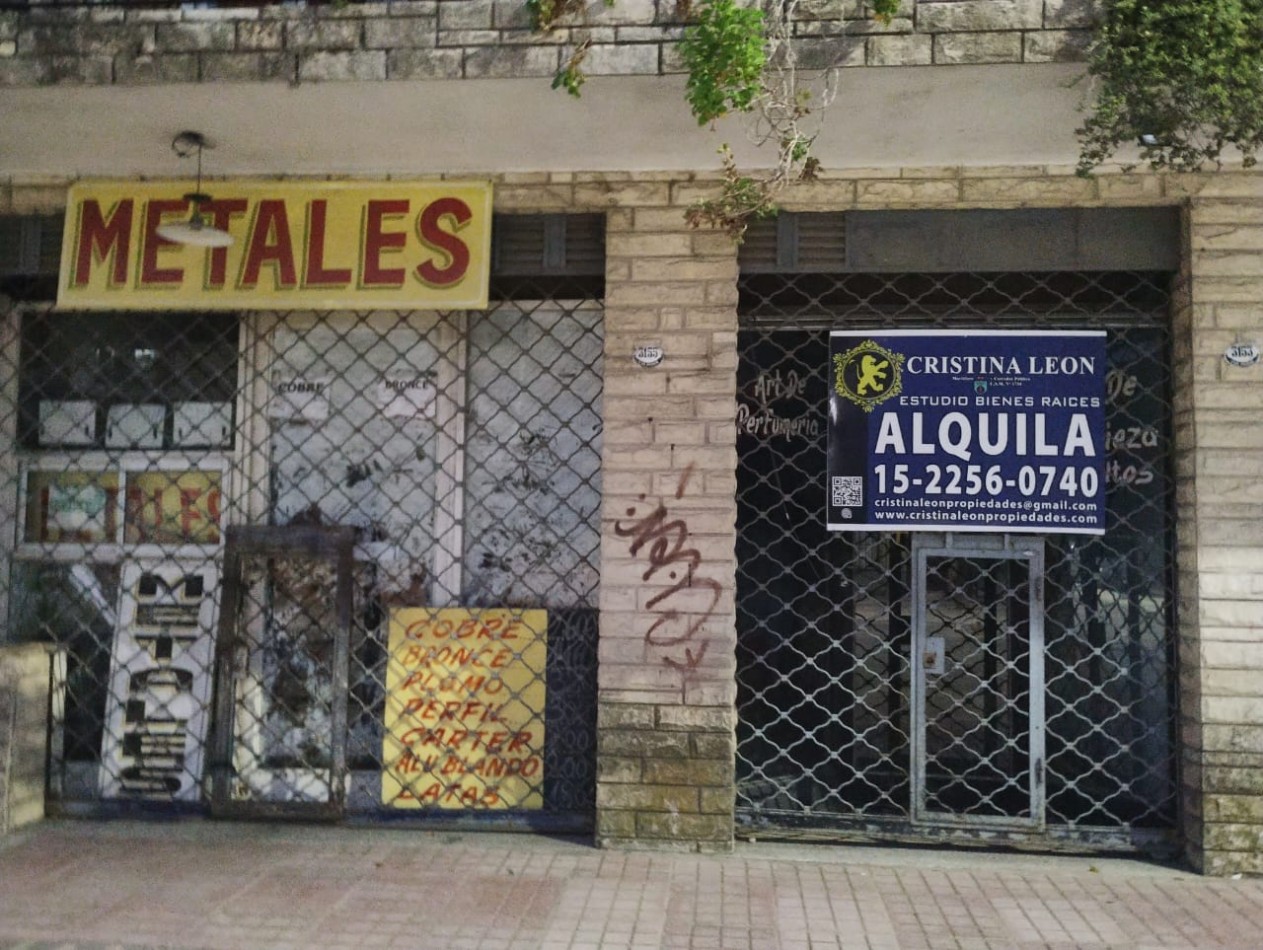 LOCAL COMERCIAL 18 M2. (VILLA DE MAYO)