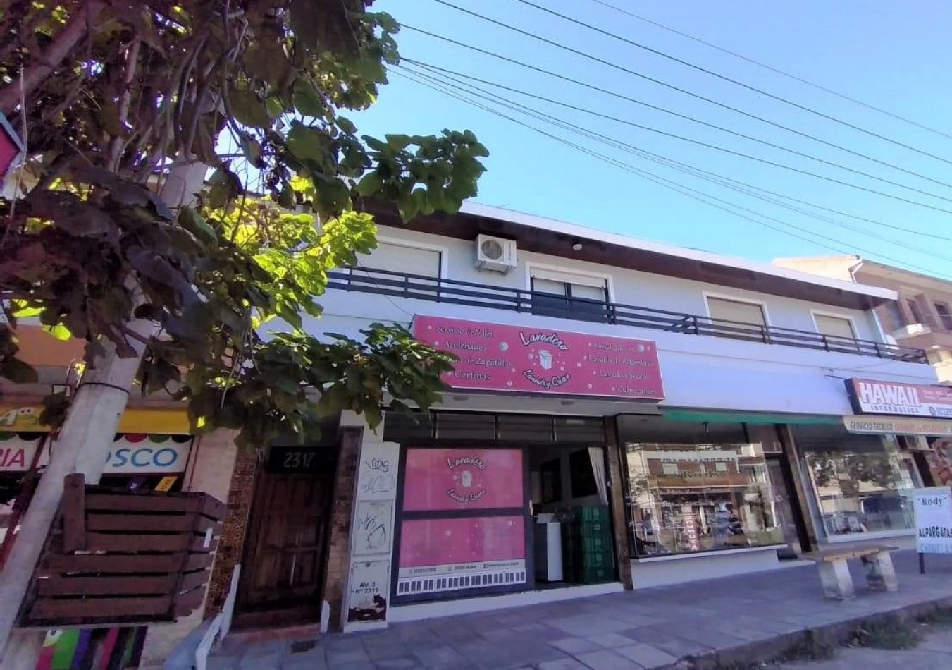 VILLA GESELL ( COSTA ATLANTICA) DEPTO. 2 AMB. AMOBLADO A NUEVO AV. 3 N° 2317 E/ PASEOS 123 Y 124