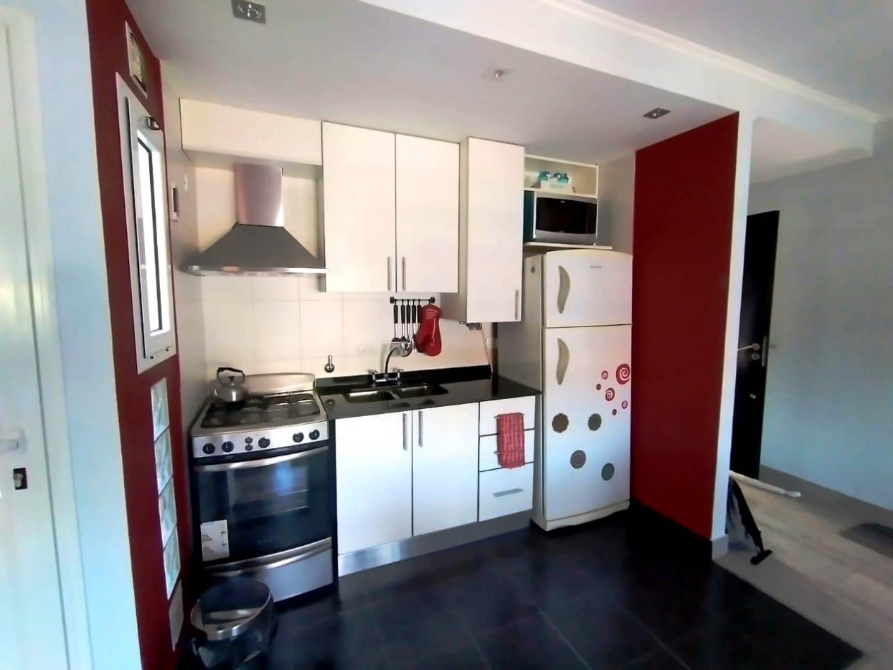 VILLA GESELL ( COSTA ATLANTICA) DEPTO. 2 AMB. AMOBLADO A NUEVO AV. 3 N° 2317 E/ PASEOS 123 Y 124
