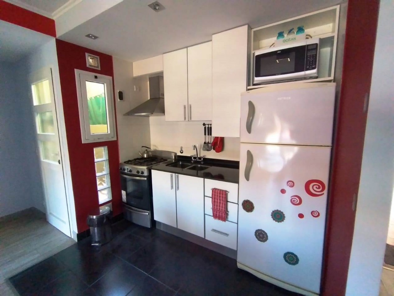 VILLA GESELL ( COSTA ATLANTICA) DEPTO. 2 AMB. AMOBLADO A NUEVO AV. 3 N° 2317 E/ PASEOS 123 Y 124