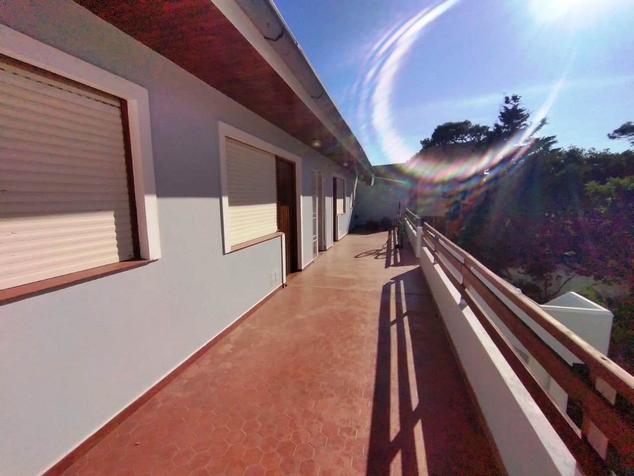 VILLA GESELL ( COSTA ATLANTICA) DEPTO. 2 AMB. AMOBLADO A NUEVO AV. 3 N° 2317 E/ PASEOS 123 Y 124
