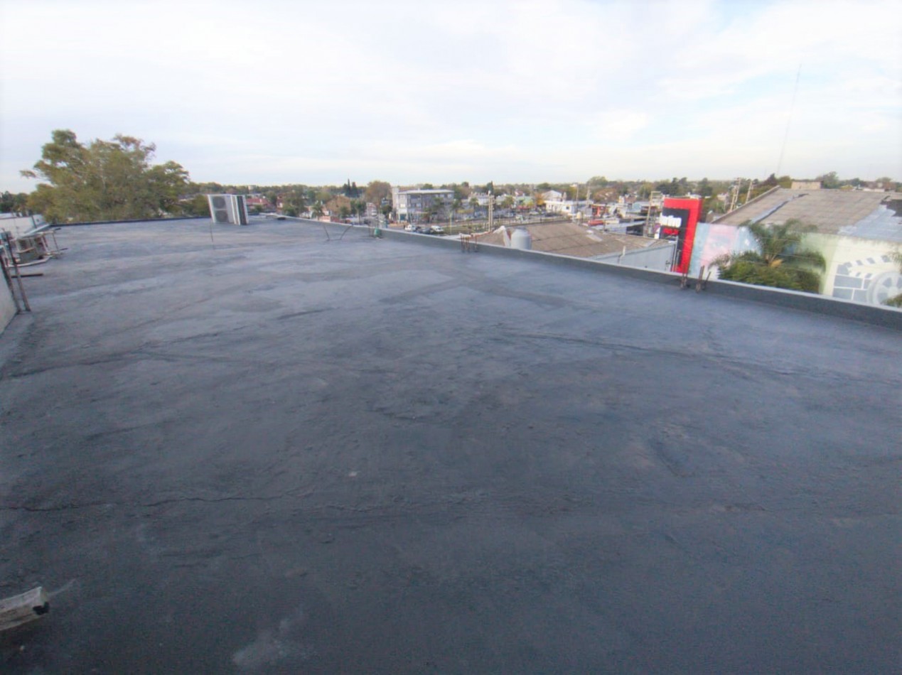 IMPONENTE PROPIEDAD LOSA 1300 M2. 3 PLANTAS C/ASCENSOR (CTRO. LOS POLVORINES)