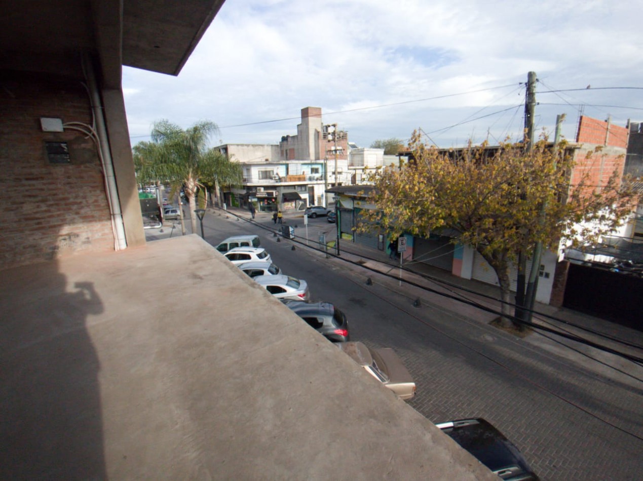 IMPONENTE PROPIEDAD LOSA 1300 M2. 3 PLANTAS C/ASCENSOR (CTRO. LOS POLVORINES)