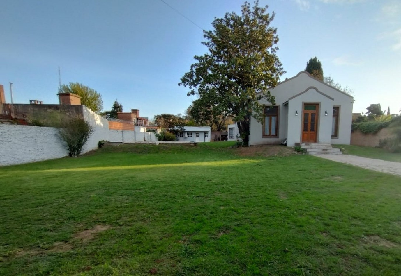 CASA QUINTA 5 AMB. 1.663 M2. C/PISCINA (DON TORCUATO)