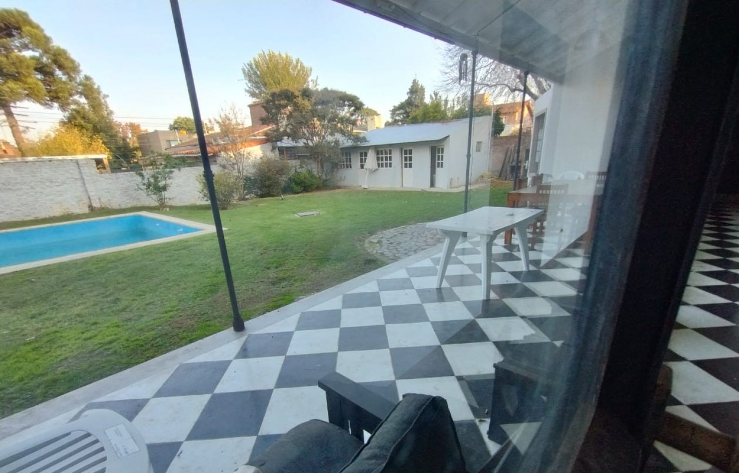 CASA QUINTA 5 AMB. 1.663 M2. C/PISCINA (DON TORCUATO)