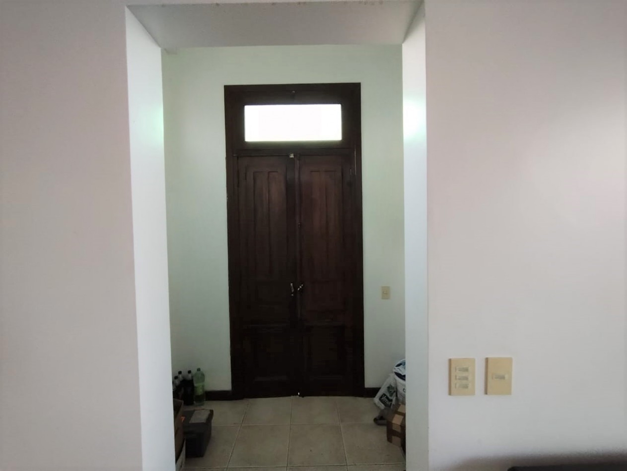 CASA QUINTA 5 AMB. 1.663 M2. C/PISCINA (DON TORCUATO)