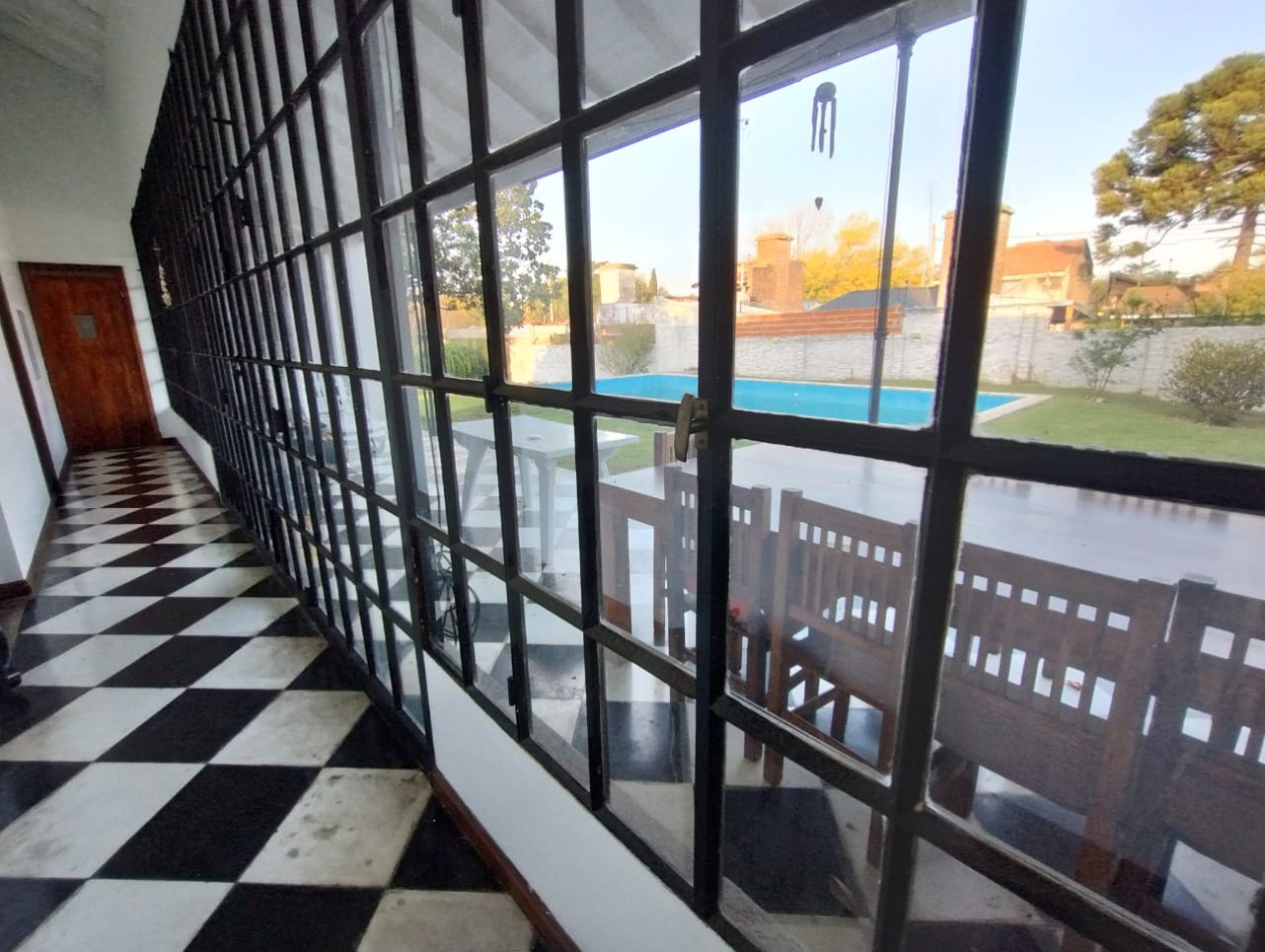 CASA QUINTA 5 AMB. 1.663 M2. C/PISCINA (DON TORCUATO)
