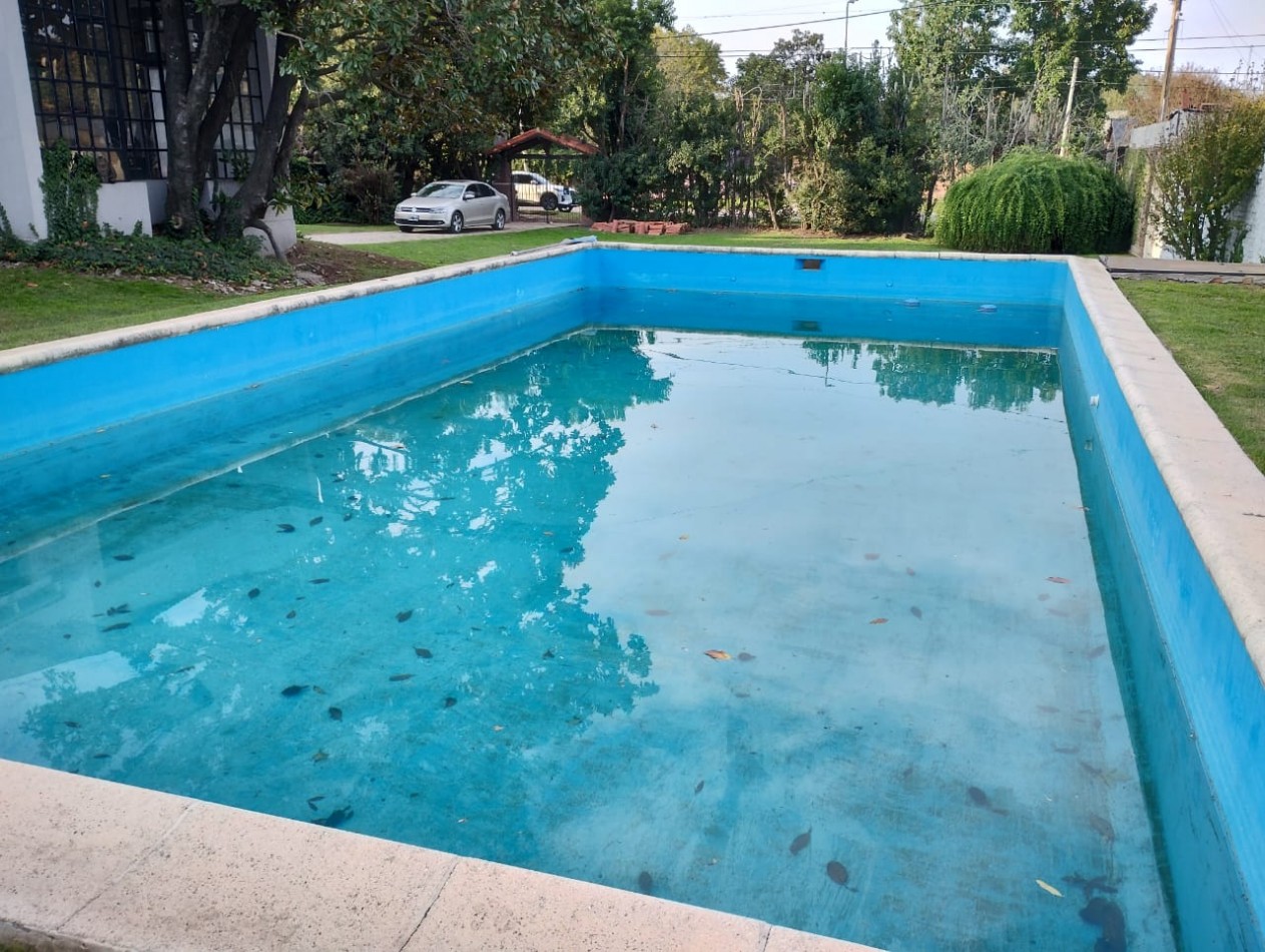 CASA QUINTA 5 AMB. 1.663 M2. C/PISCINA (DON TORCUATO)
