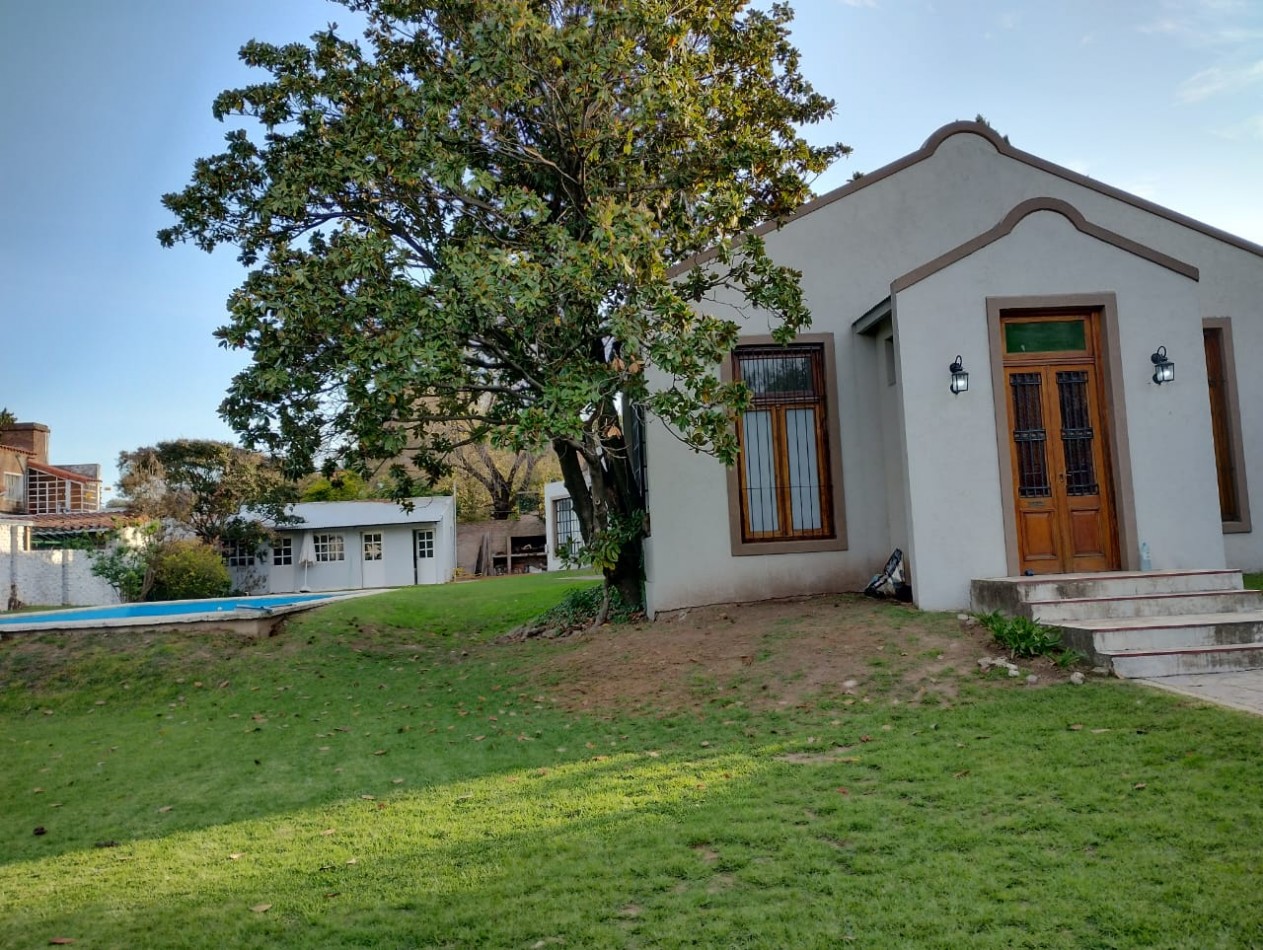 CASA QUINTA 5 AMB. 1.663 M2. C/PISCINA (DON TORCUATO)