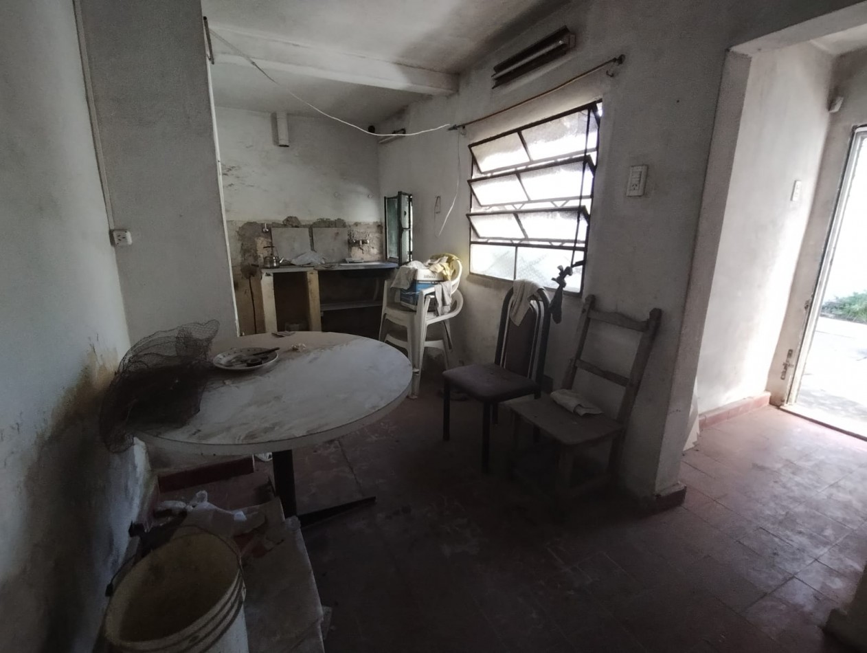 CASA AMERICANA 3 AMB. LOTE 400 M2. C/POSIBILIDAD LOCAL (LOS POLVORINES)