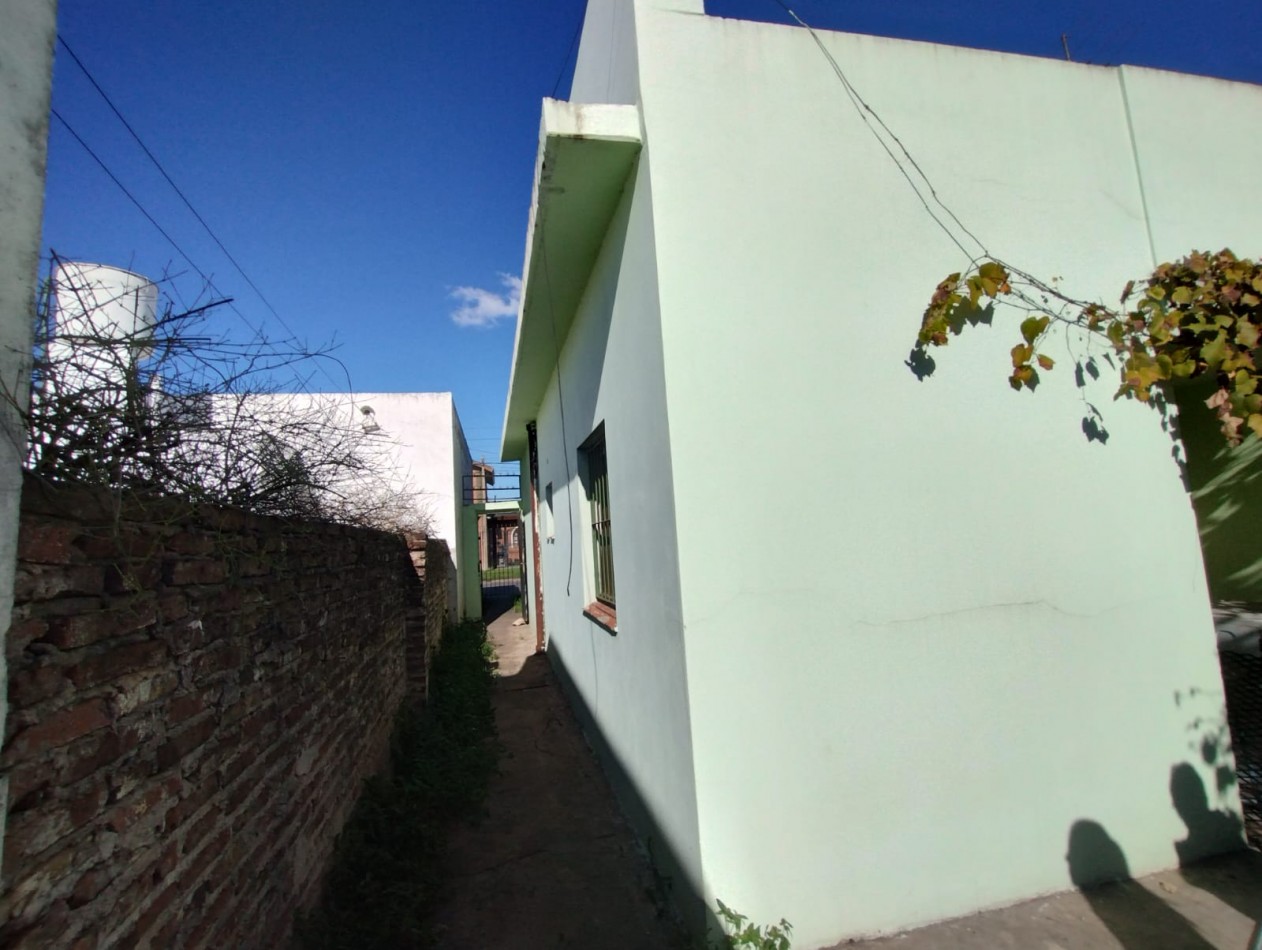 CASA AMERICANA 3 AMB. LOTE 400 M2. C/POSIBILIDAD LOCAL (LOS POLVORINES)